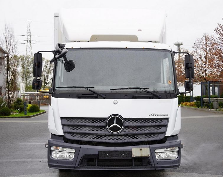 Mercedes-Benz (2015) Atego 816 E6 4×2 / container - fotka 2 z 15