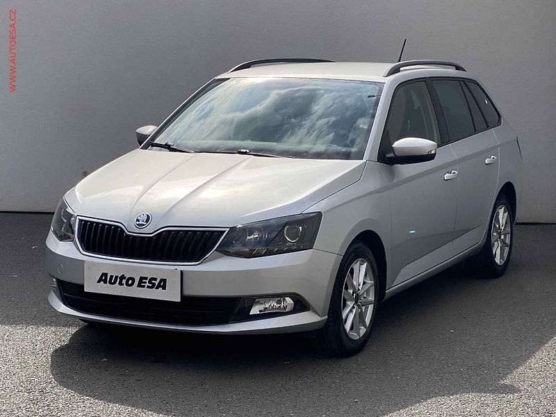Škoda Fabia (2017) 1.0 TSi, Ambition, TZ - fotka 3 z 15