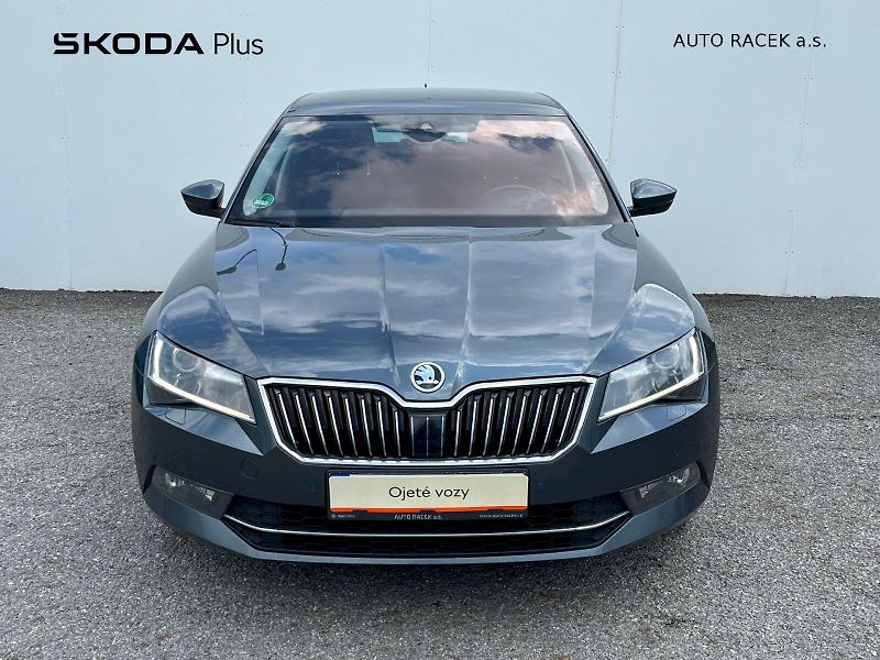Škoda Superb (2019) 2.0 TDI 110kW Style - fotka 4 z 21
