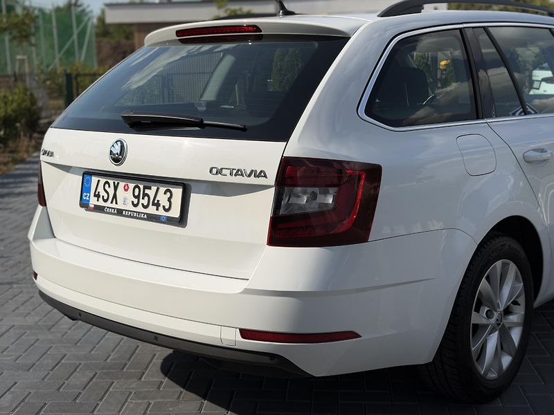 Škoda Octavia (2020) 1.5 tsi 110 kW STYLE/DPH - fotka 9 z 18