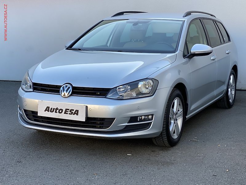 Volkswagen Golf (2015) 2.0 TDi, AAC, tempo - fotka 3 z 18