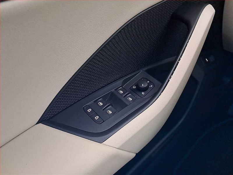Škoda Octavia (2020) 2.0 TDI, Automat, Navi - fotka 17 z 21