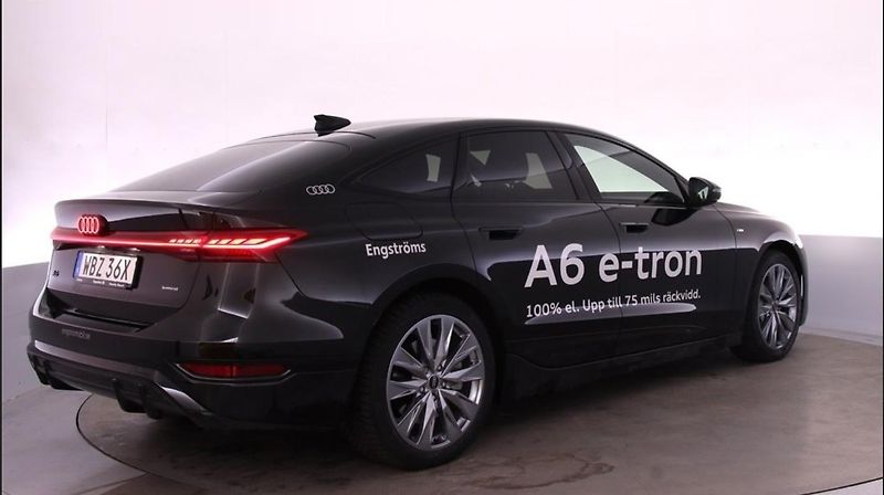 Audi A6 e-tron AWD S-line 100kWh Tažné - fotka 18 z 19