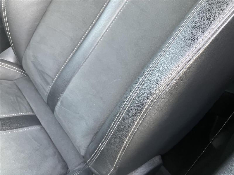 Škoda Octavia 2,0 SCOUT,TAŽNÉ,WEBASTO,CANTON - fotka 27 z 44