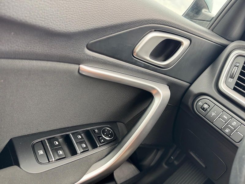 Kia Ceed (2023) TOP 1.5T-GDI 118kW CZ DPH  - fotka 11 z 11