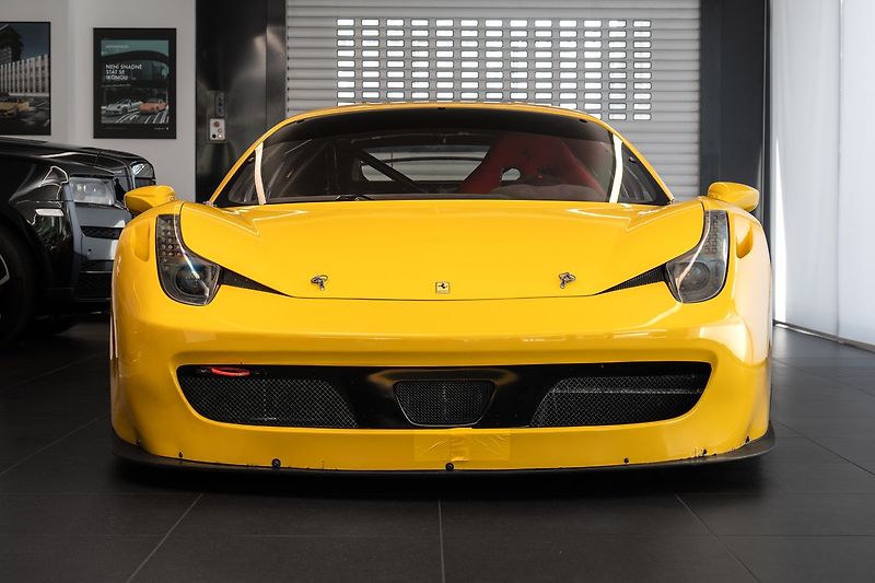 Ferrari 458 Challenge - fotka 2 z 18