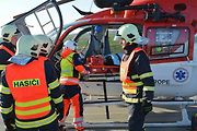 Cvičení, které mělo prověřit všechny složky Integrovaného záchranného systému při hromadné nehodě, se konalo ve středu dopoledne na nově postavené D1 u Přerova.