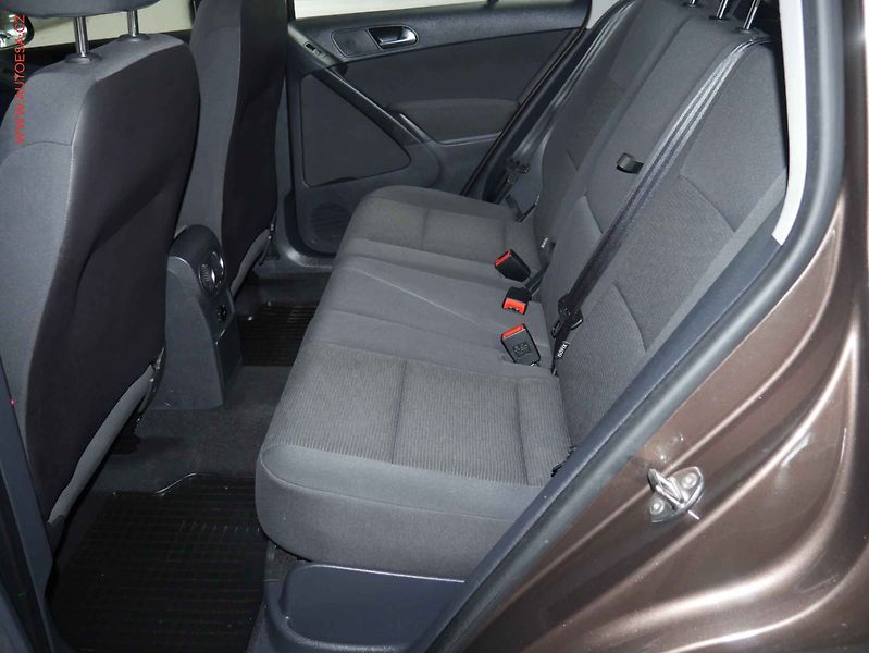 Volkswagen Tiguan (2011) 1.4 TSI, ČR, AC, temp - fotka 10 z 19
