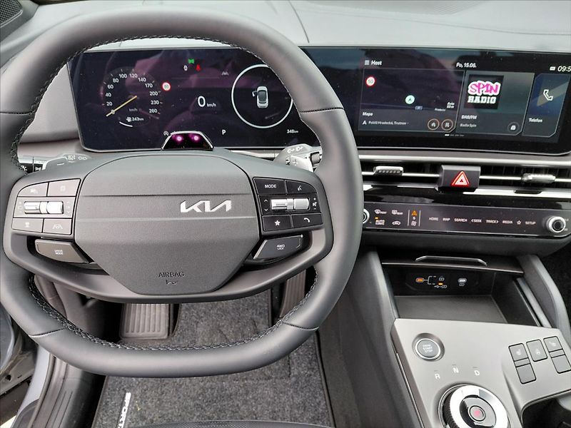 Kia Sportage 1,6   T-GDI 7DCT 4x4 BLACK ED. - fotka 10 z 16