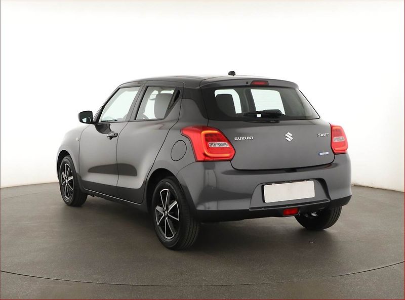 Suzuki Swift (2020) 1.2, ČR,1.maj, Serv.kniha - fotka 4 z 13