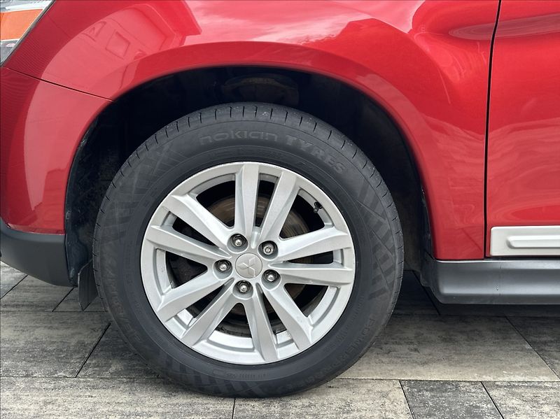 Mitsubishi ASX 1,8 DI-D 150PS  Intense 4x4 - fotka 39 z 48