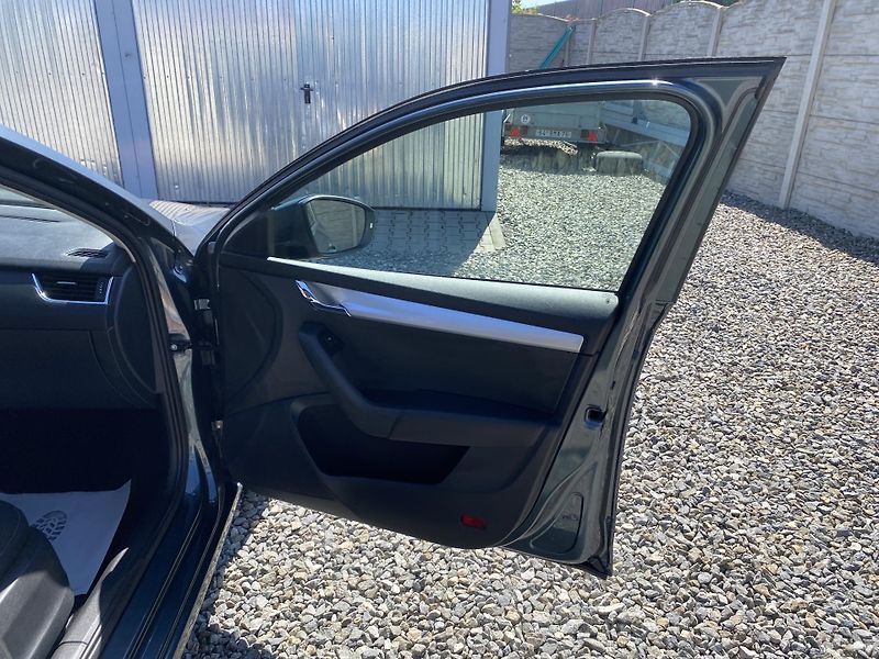 Škoda Octavia 1.6TDi 115PS DSG DPH REZERVACE - fotka 122 z 154