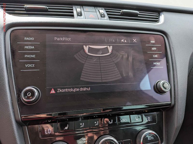 Škoda Octavia (2020) 1.5TSi, Ambition, DSG - fotka 13 z 13
