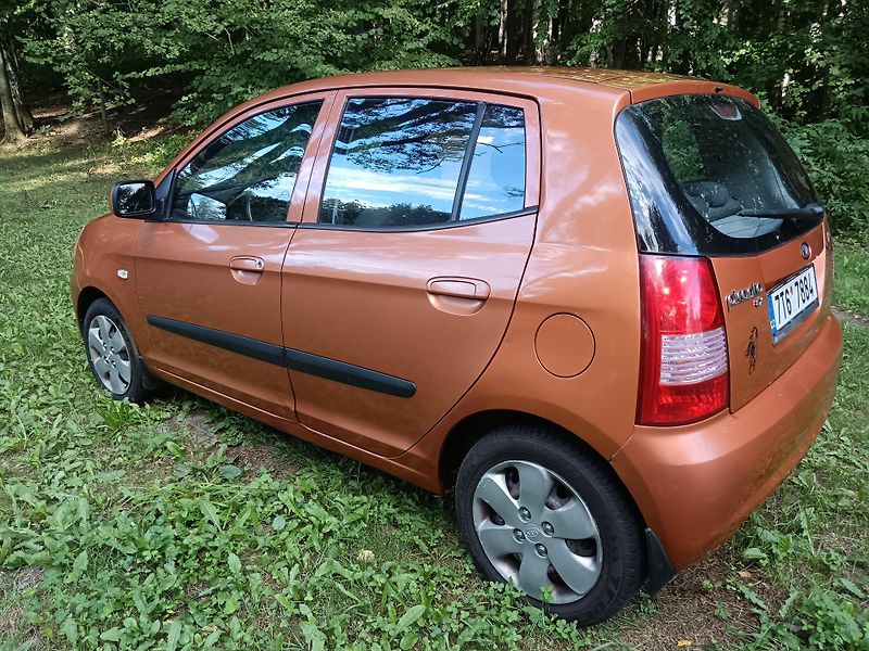 Kia Picanto (2006) - fotka 3 z 13