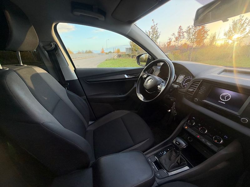 Škoda Karoq 1,5 TSI 110 kW ELEGANCE - fotka 9 z 14