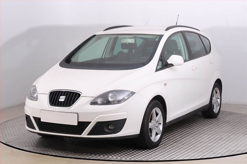 Seat Altea (2011) 1.6 TDI, Tempomat - fotka 2 z 16