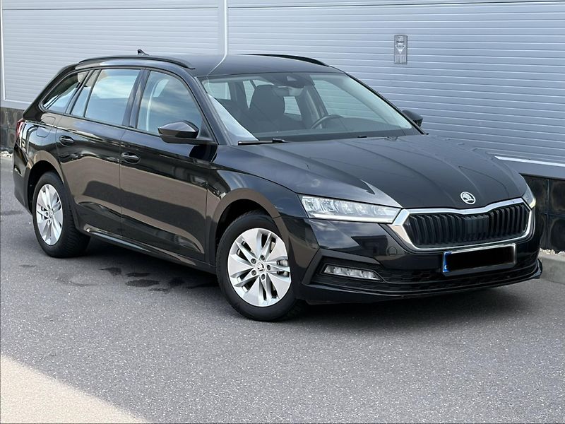 Škoda Octavia (2021) 2.0TDi/NAVI/ACC/VIRTUAL/ - fotka 2 z 22