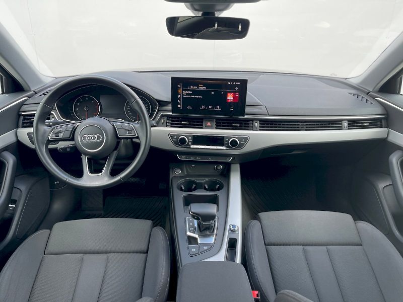 Audi A4 (2022) 2.0 35 TFSI 110 kW S-tronic S- - fotka 5 z 30