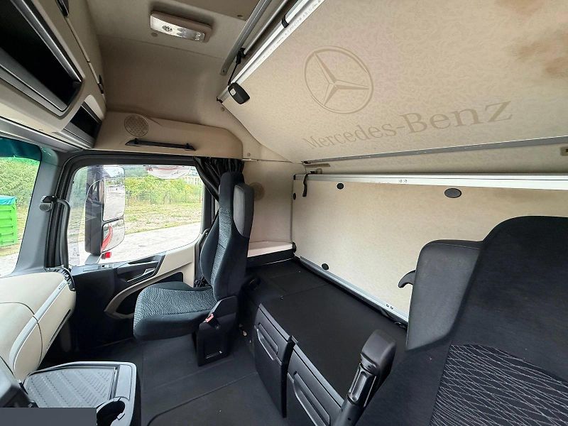 Mercedes-Benz Actros (2020) 2542 6x2 shrnovačka EURO 6 - fotka 9 z 18