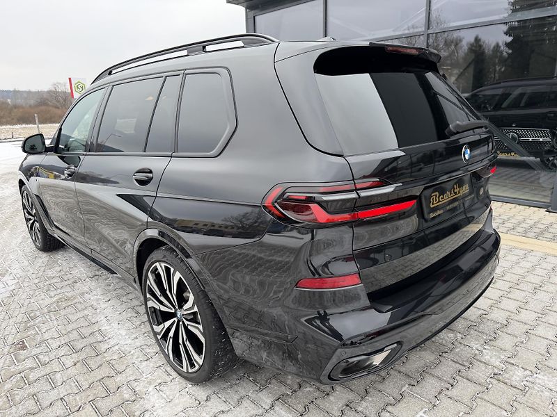 BMW X7 (2024) 40XD 250kW M-PAKET NZN R23 CZ! - fotka 6 z 49