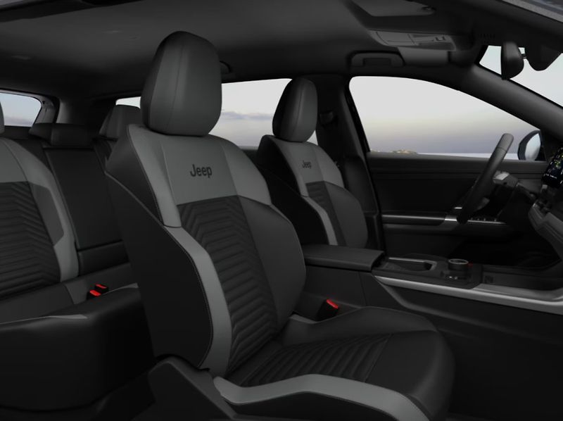 Jeep Compass (2026) 1,2 e-Hybrid 145k  Altitude - fotka 6 z 6