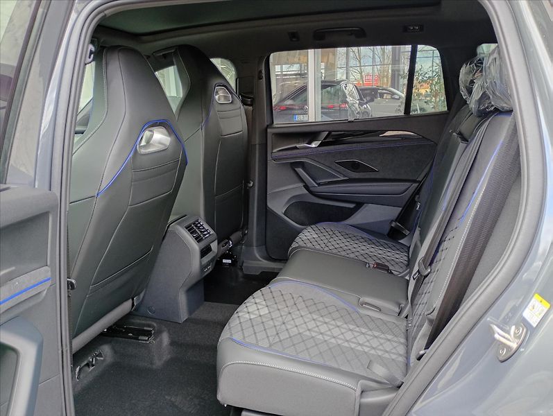 Volkswagen Tayron (2026) 2,0 TSI 150 kW 4MOT  R-Line Pe - fotka 16 z 17