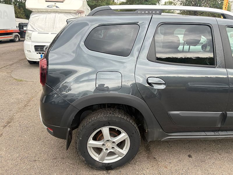 Dacia Duster 1.5 DCi 4x4 Navi ČR původ 64 0 - fotka 7 z 24