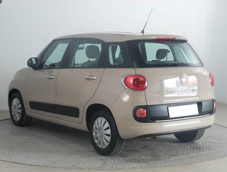 Fiat 500L (2015) 1.4 16V - fotka 4 z 15