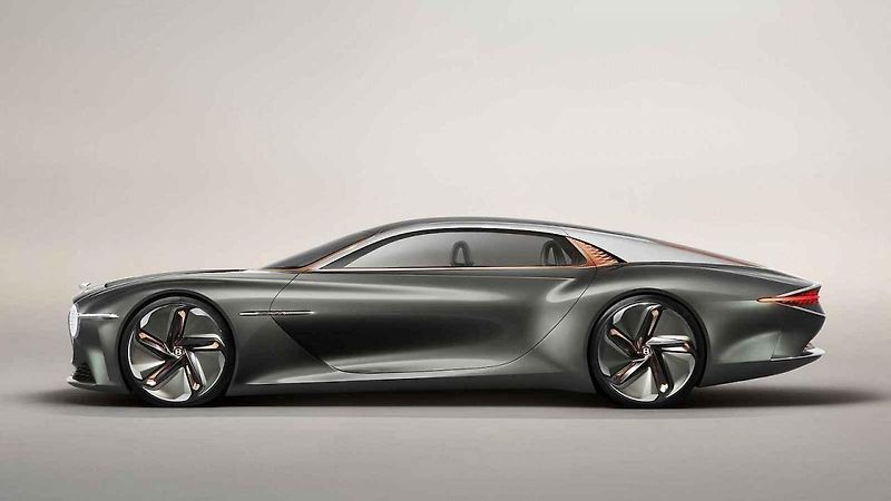 Koncept Bentley EXP 100 GT