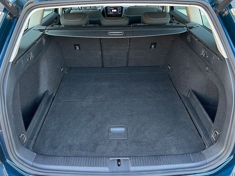 Volkswagen Passat - fotka 44 z 50