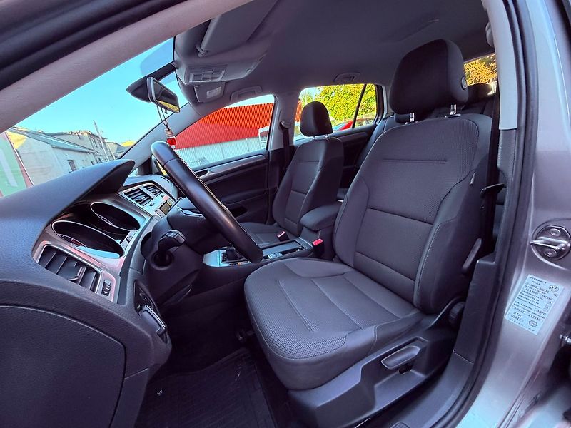 Volkswagen Golf 1.2 TSi Highline, ČR - fotka 14 z 24