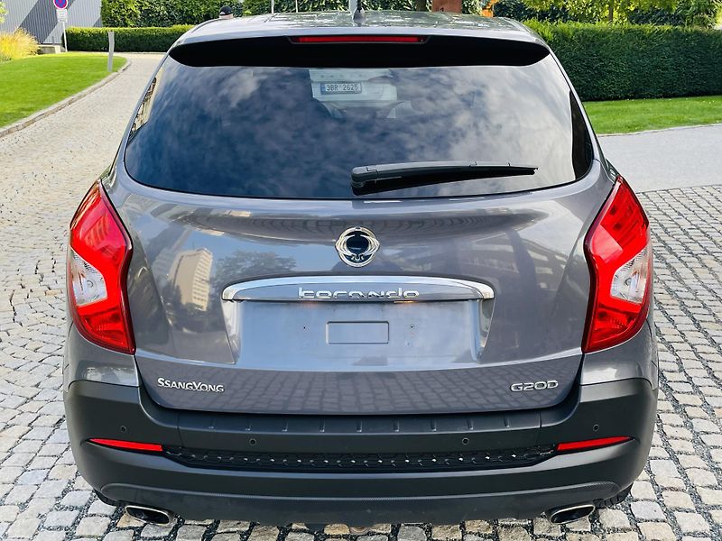 SsangYong Korando 2.0i MAN 1.MAJ SERVISKA TAŽNÉ - fotka 14 z 41
