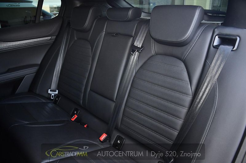 Alfa Romeo Stelvio 2.9V6 Bi-T.382 kW QUADRIFOGLIO - fotka 14 z 56