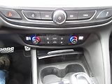Opel Insignia GSi Sports Tourer F 2.0 SHT & - náhled 20