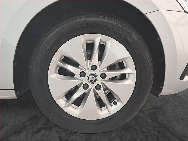 Škoda Octavia (2022) Ambition 2.0 TDI - fotka 15 z 18