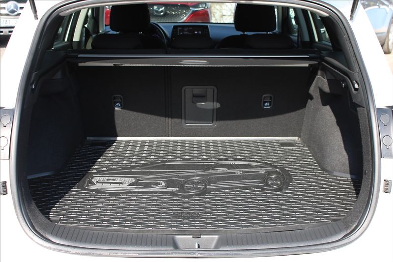 Hyundai i30 1,5 TGDI  1MAJ,AT,SMART,ZÁRUKA - fotka 25 z 41