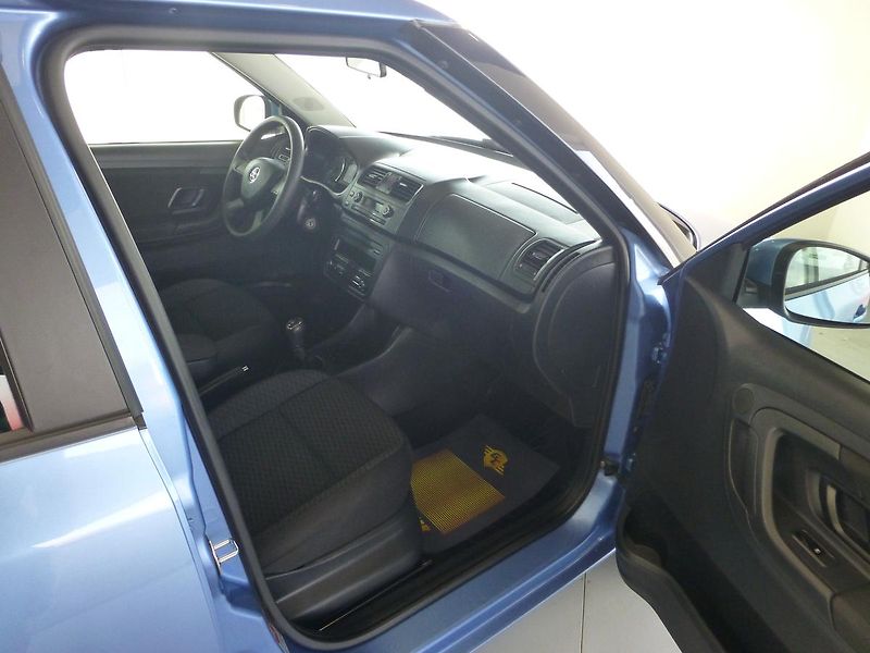 Škoda Fabia (2013) 1,2TSI*63KW**CLIMATRONIC* - fotka 16 z 26