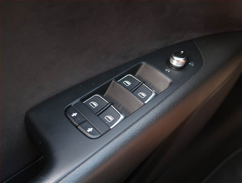 Audi A7 (2015) S-Line 3.0 TDI, 4X4, Automat - fotka 19 z 24