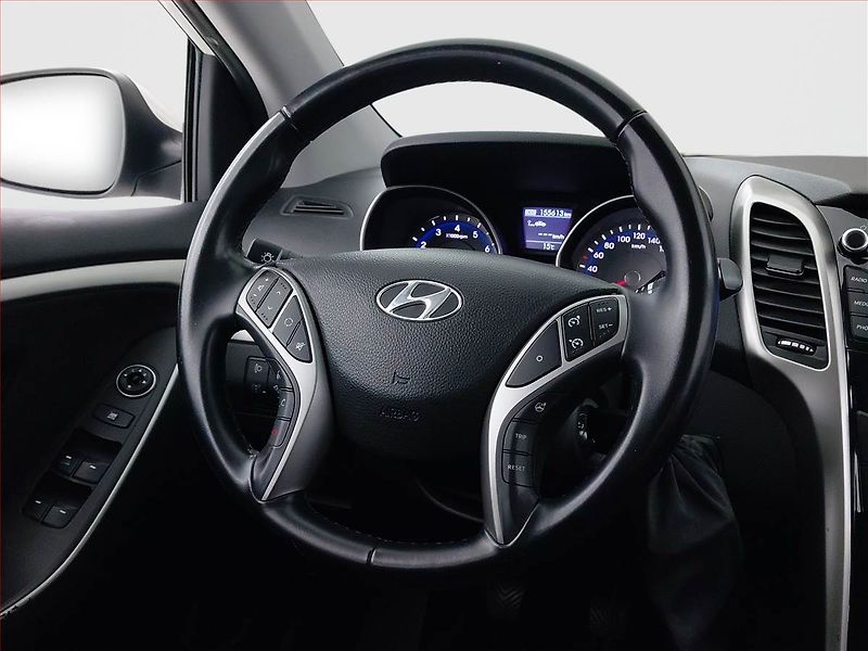Hyundai i30 (2014) 1.6 MPI, ČR,1.maj, Serv.kniha - fotka 16 z 16