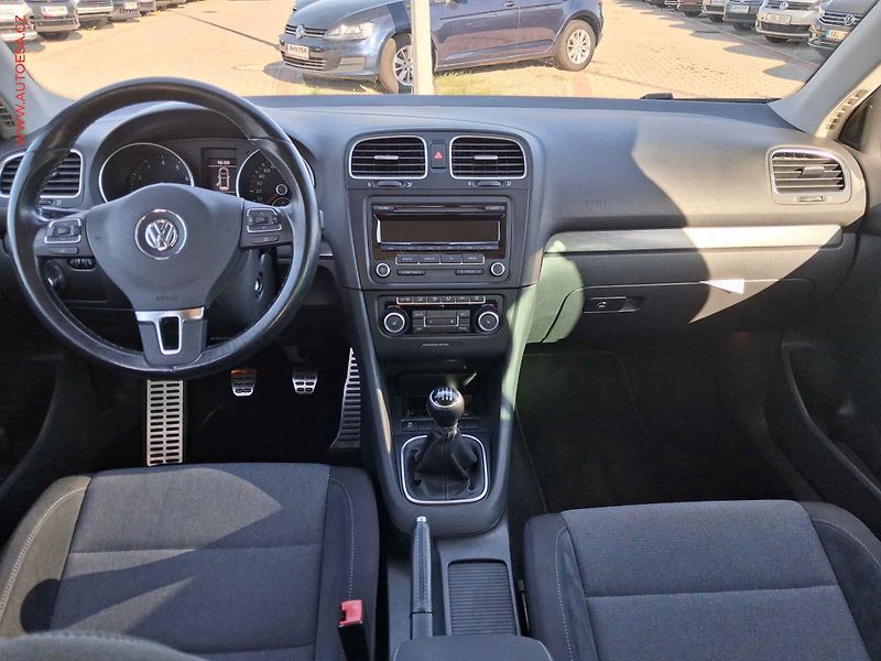 Volkswagen Golf (2011) 1.4 TSi, Style, +kola - fotka 8 z 17