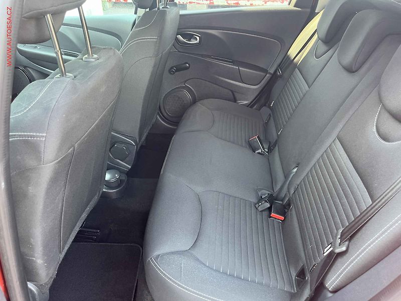 Renault Clio (2018) 1.2i, 1.maj,ČR, AC, tempo - fotka 10 z 16