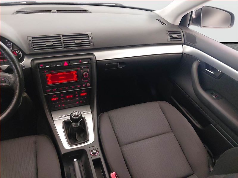 Audi A4 (2006) 2.0 TDI, Eko.zaplacen, po STK - fotka 8 z 17