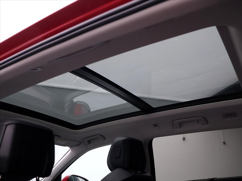 Volkswagen Passat 2,0 TDI 110kW DSG Elegance - fotka 31 z 39