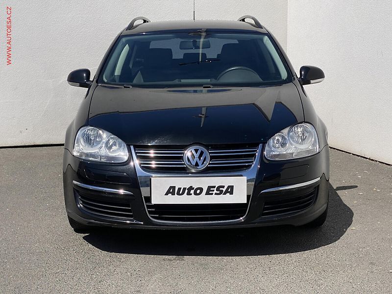 Volkswagen Golf (2009) 1.6i, Trendline - fotka 2 z 14