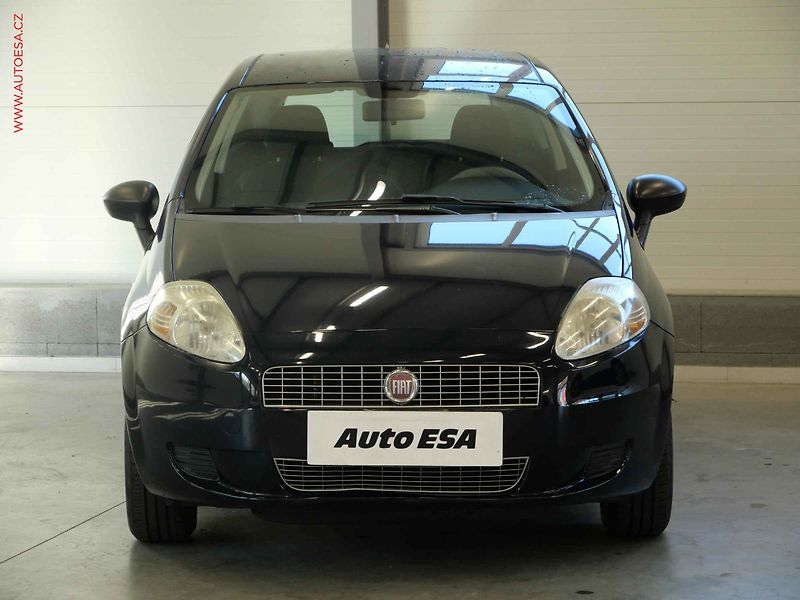 Fiat Punto (2009) 1.4i - fotka 2 z 18