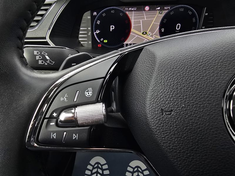 Škoda Superb 2.0TDI 147KW DSG 4x4 L&K TOP! - fotka 46 z 50