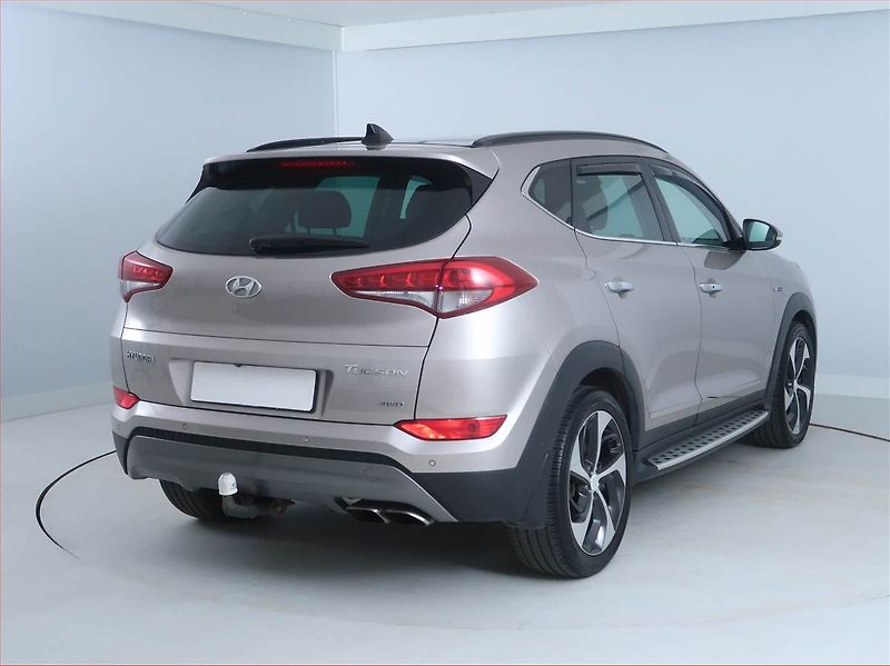 Hyundai Tucson (2015) Executive 2.0 CRDi, 4X4 - fotka 5 z 18