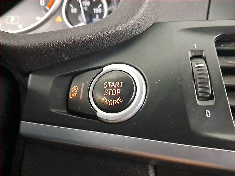 BMW X3 (2013) M Sport xDrive20d, 4X4 - fotka 18 z 19
