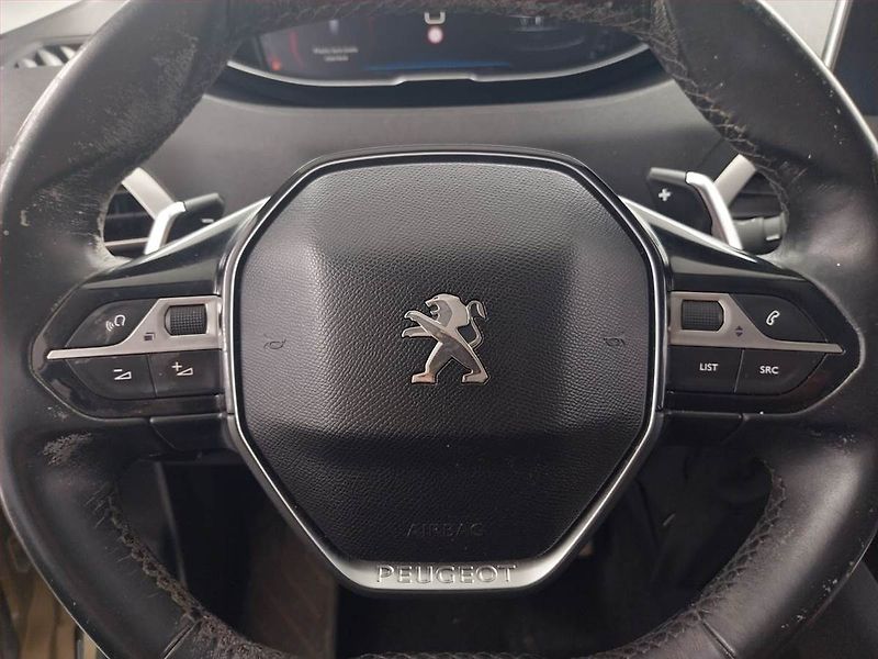 Peugeot 3008 (2018) 1.6 BlueHDi, Automat, Navi - fotka 20 z 20