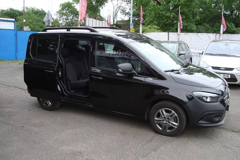 Mercedes-Benz Citan (2022) 110CDi, ČR, 1.Majitel, 3/2022 - fotka 34 z 63